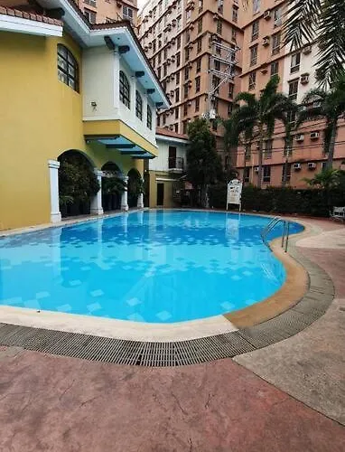 Near Airport Cozy With Kitchen 11p Apartamento