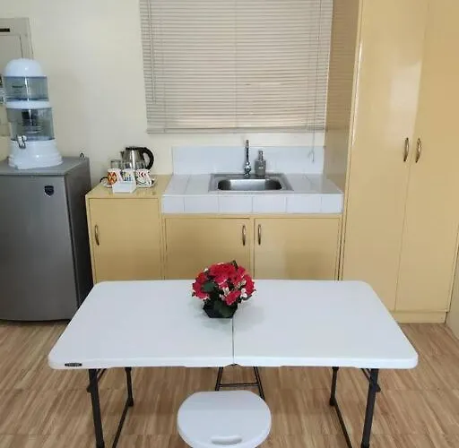 Near Airport Cozy With Kitchen 11p Apartamento